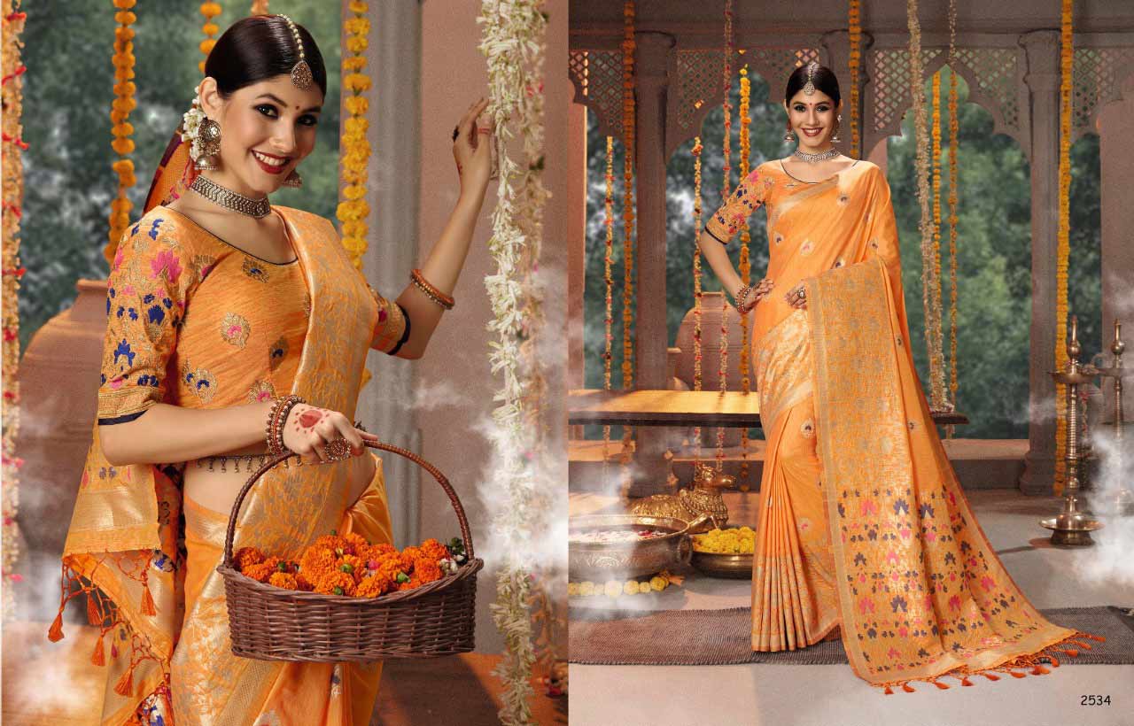 Kessi Rajdhani Silk Cotton Jacquard Banarasi Silk Saree Kessi Rajdhani Silk Cotton Jacquard Banarasi Silk Saree
